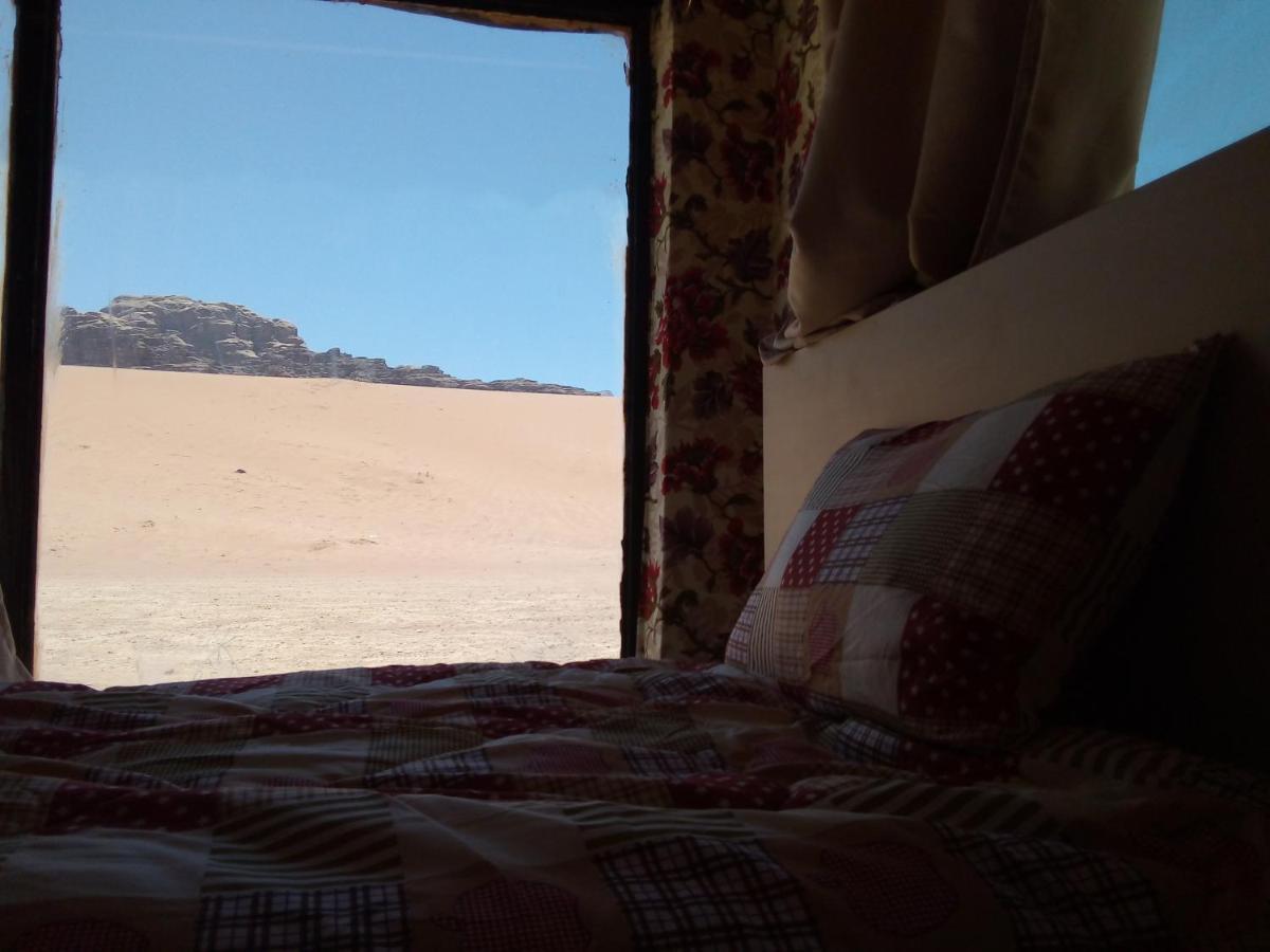 Hotel Mozoon camp Wadi Rum Exterior foto